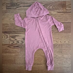 Kyte Dusty Rose Hooded Jersey Romper
